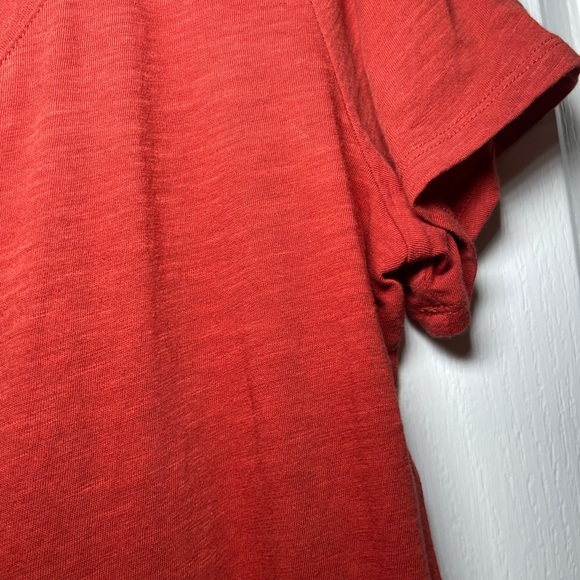 Y2K Victoria’s Secret Pink Women's V-Neck Burnt Orange Short SleeveT-Shirt - Picture 6 of 9